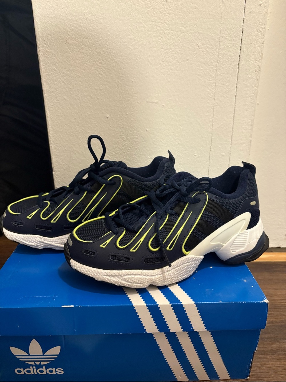 adidas Kids Navy Sneakers with Neon Yellow Trim